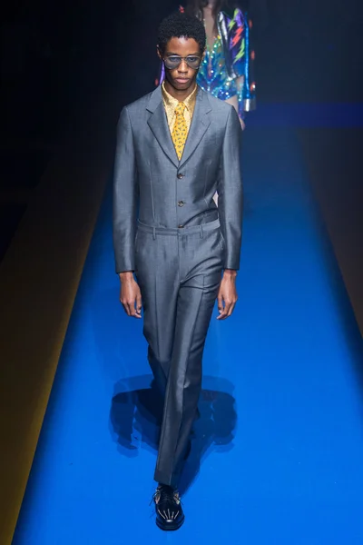 Look 47